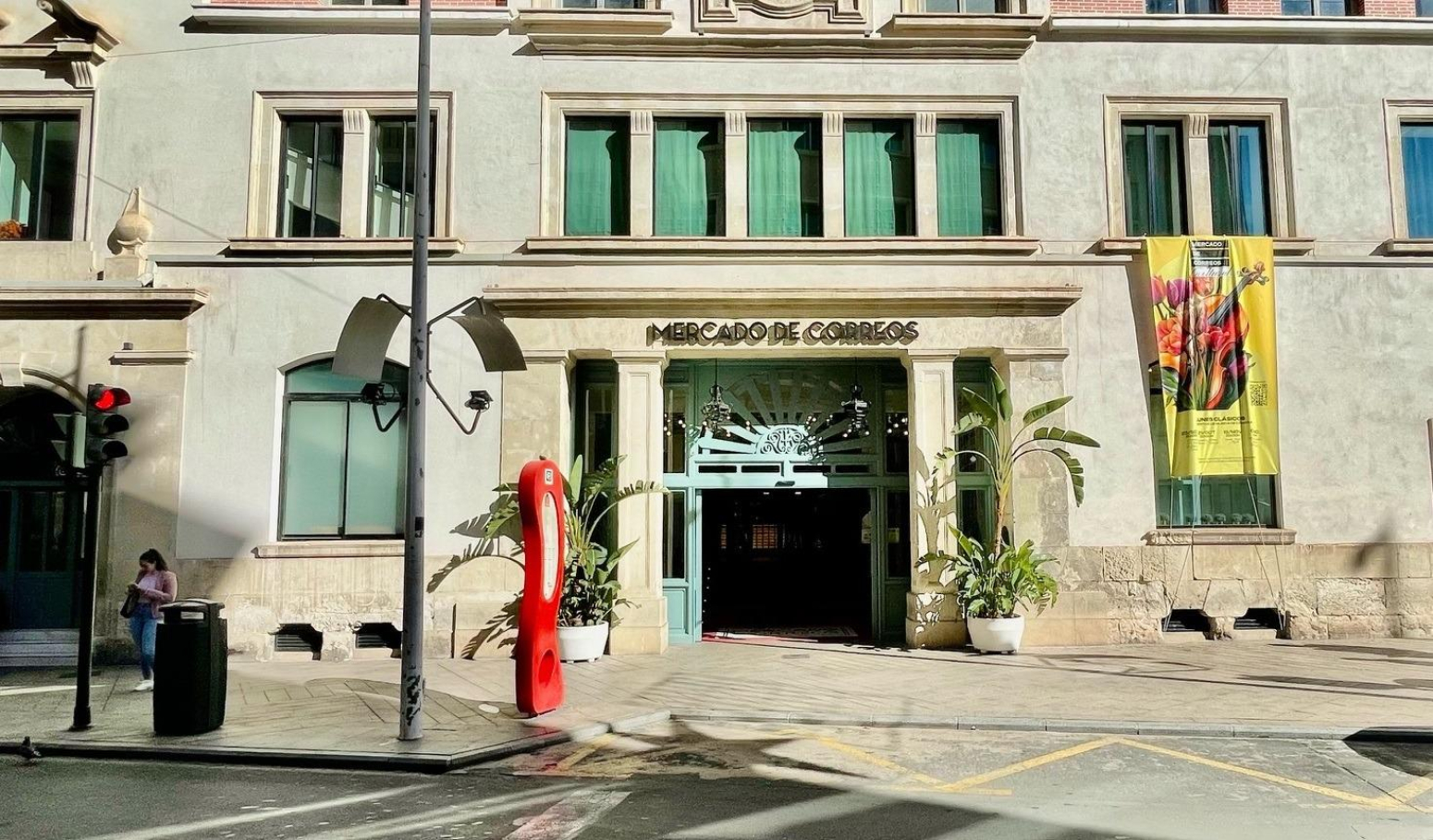 LOCAL COMERCIAL EN EL CORAZÓN DE MURCIA: OPORTUNIDAD EXCEPCIONAL PARA INVERSORES Y EMPRENDEDORES.