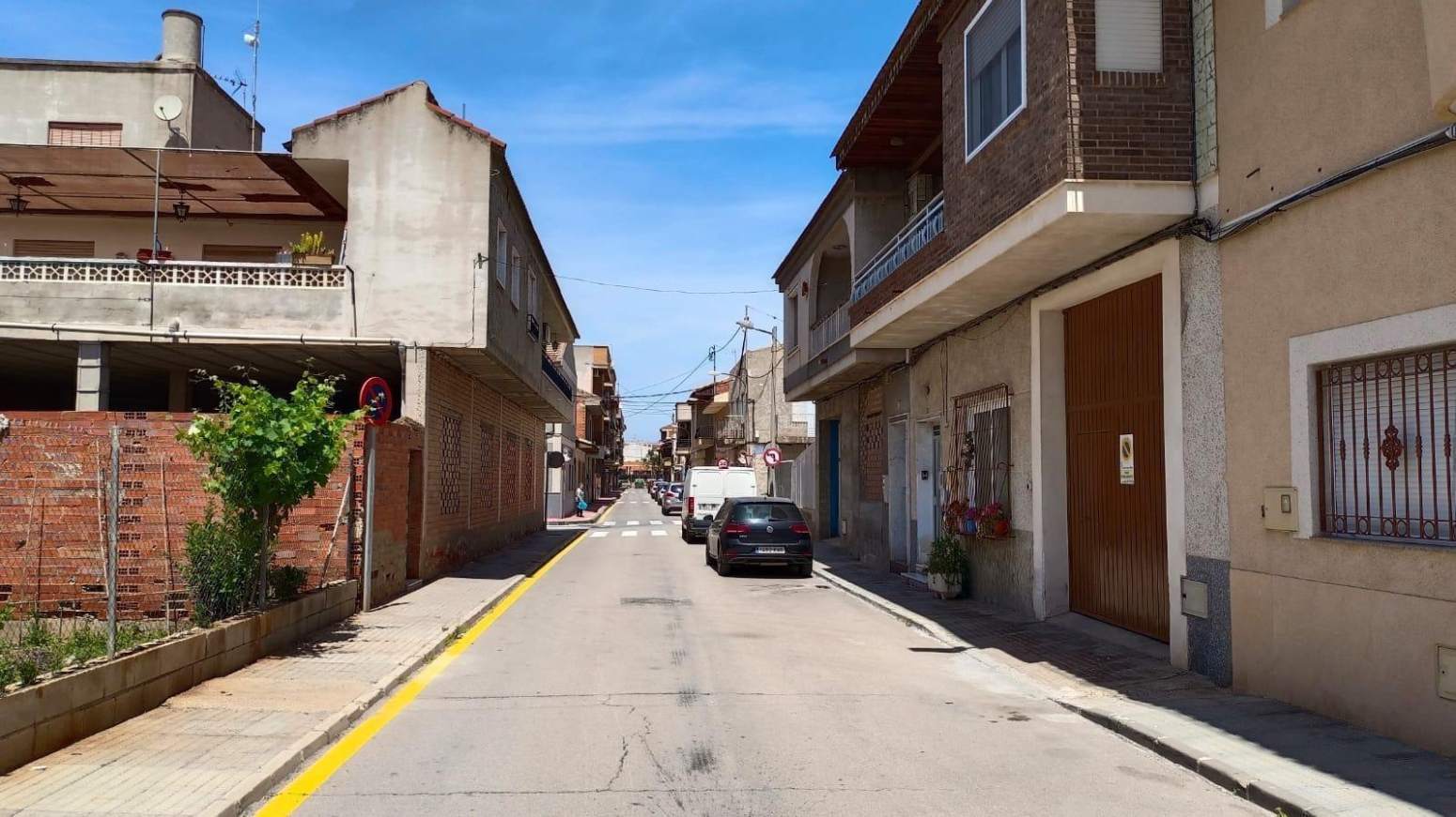 255 m2 DE SOLAR URBANO EN ALQUERIAS. HACIENDO ESQUINA, ORIENTACION SUR Y ESTE.