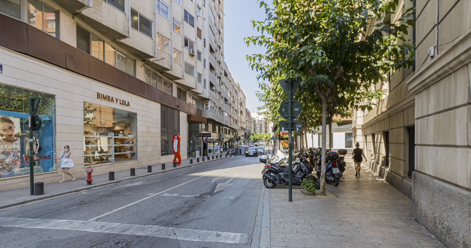 Piso reformado en planta 11 en el centro de Murcia