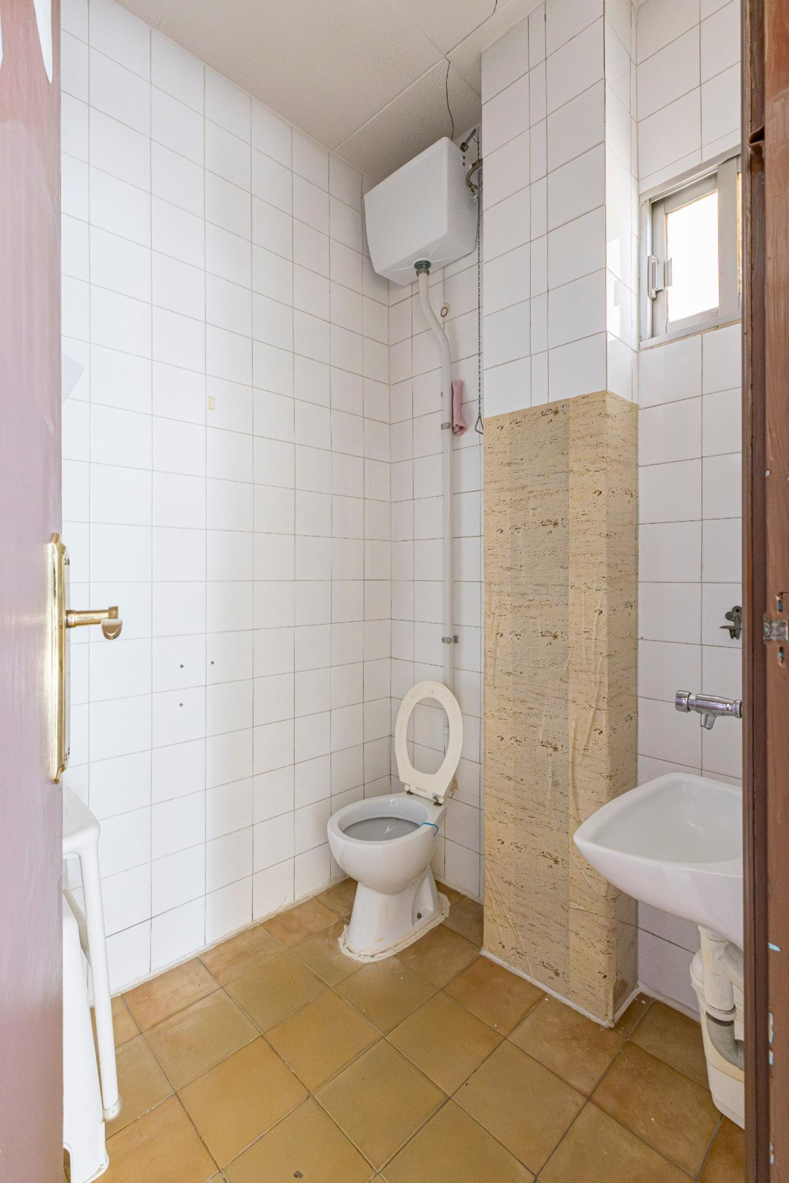 Local comercial en venta en el centro de Javalí, 94 m² y excelente visibilidad