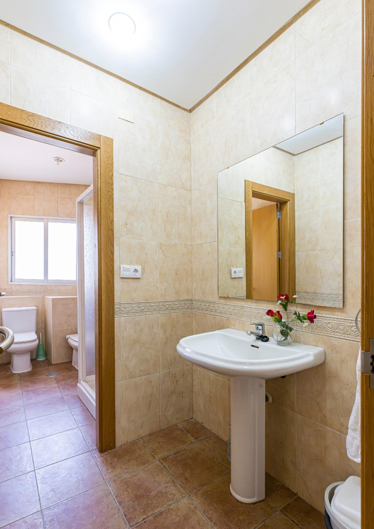 Finca rústica con vivienda de 220 metros construidos, 22.480 m² de terreno y garaje junto a La Alcayna