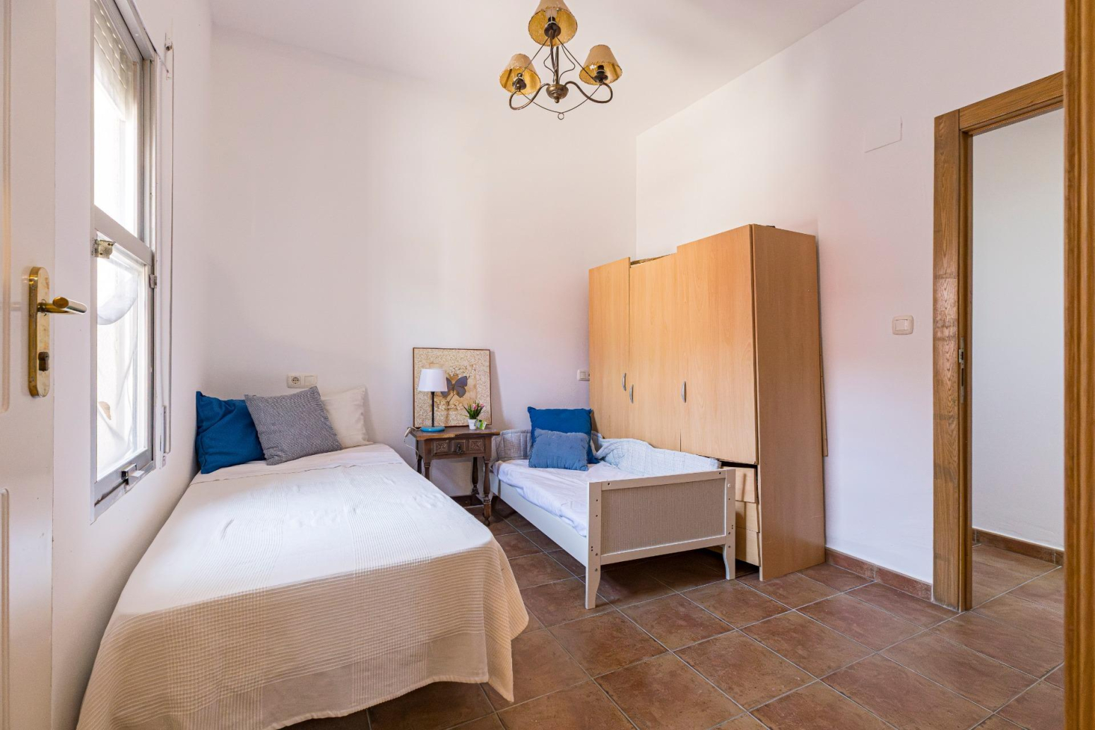 Finca rústica con vivienda de 220 metros construidos, 22.480 m² de terreno y garaje junto a La Alcayna