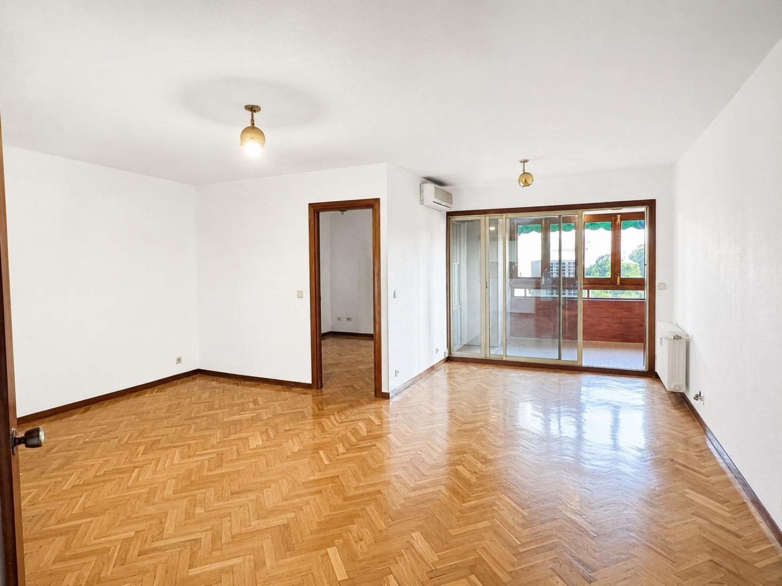 Un apartamento de lujo en el corazón de Madrid, en el barrio de Argüelles. Al lado del Corte Ingles de Princesa. - Vista Secundaria 2
