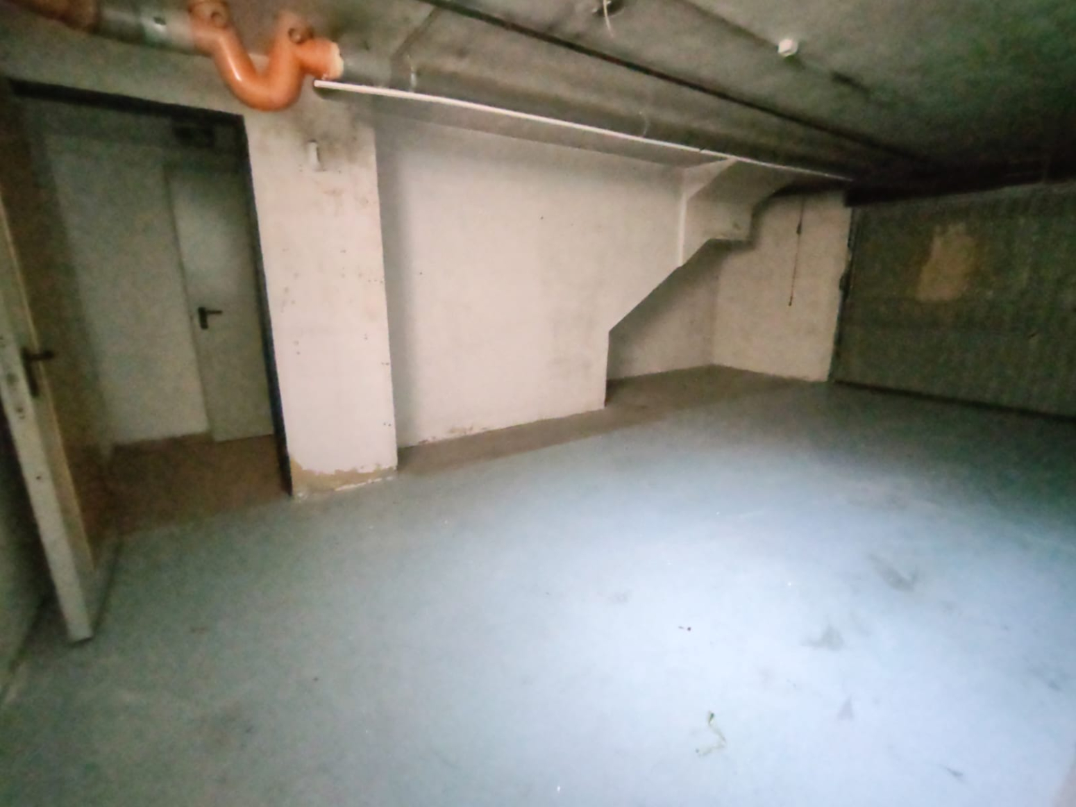 DÚPLEX ADOSADO EN LOS GARRES – 4 DORMITORIOS, TERRAZA Y GARAJE- 0% HONORARIOS PARA EL COMPRADOR