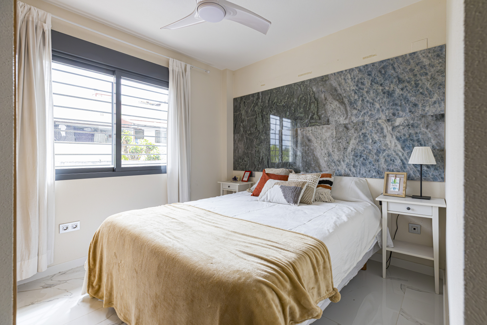 VIVIENDA JUNTO AL FUTURO PARQUE METROPOLITANO OESTE
