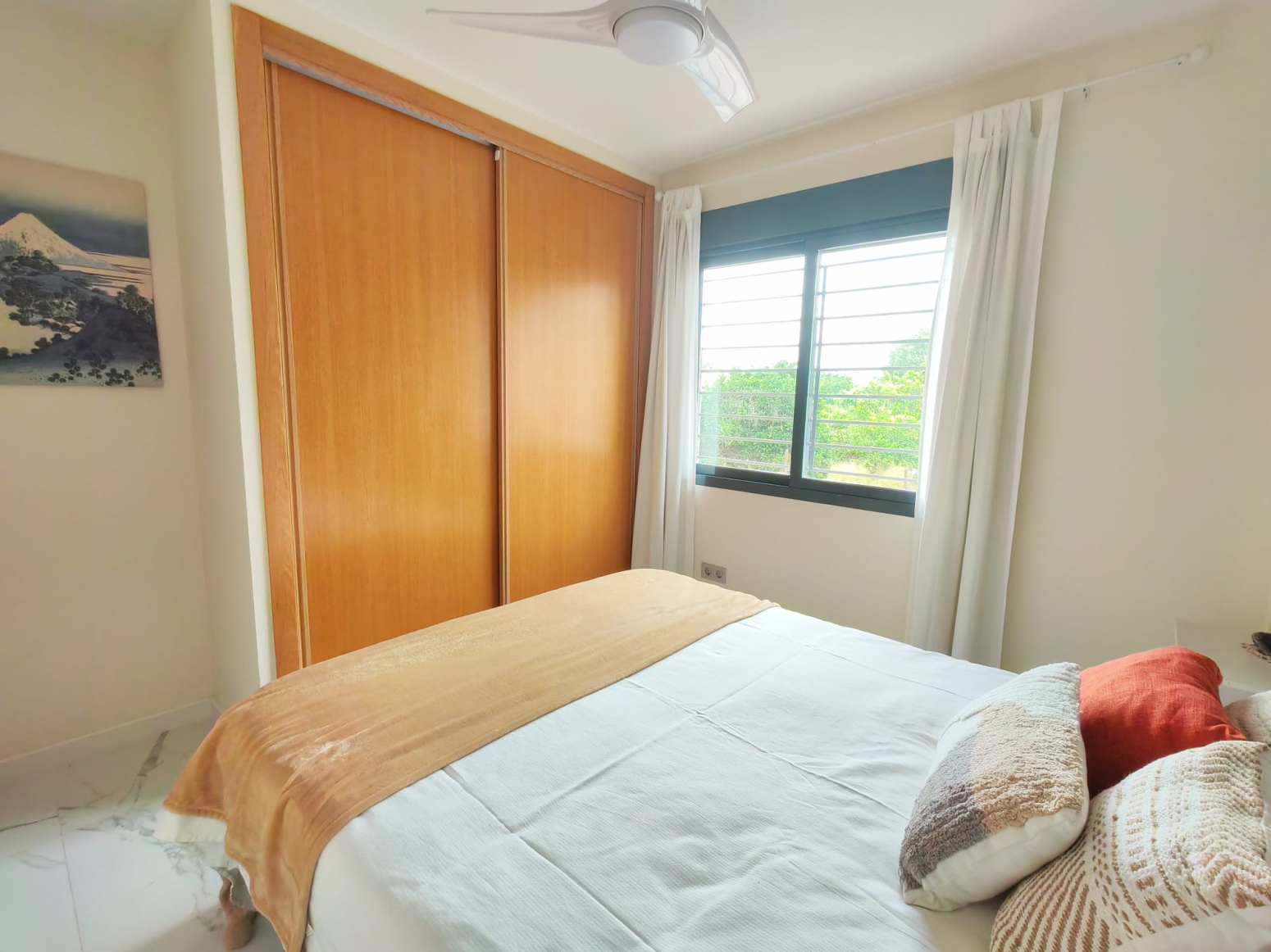 VIVIENDA JUNTO AL FUTURO PARQUE METROPOLITANO OESTE
