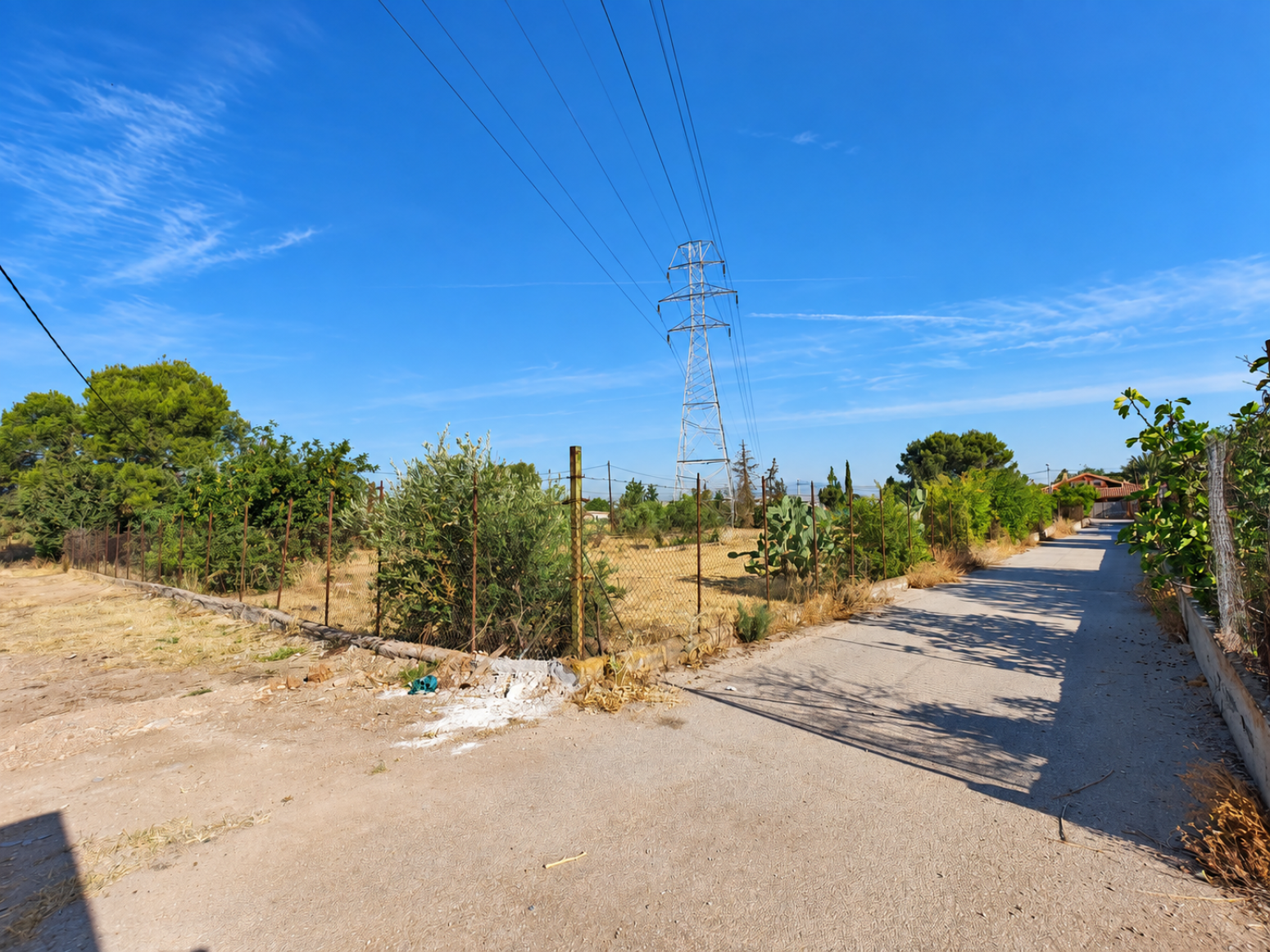 PARCELA URBANA EN EL PALMAR: CONSTRUYE TU CASA RODEADA DE NATURALEZA CERCA DEL MONTEVIDA