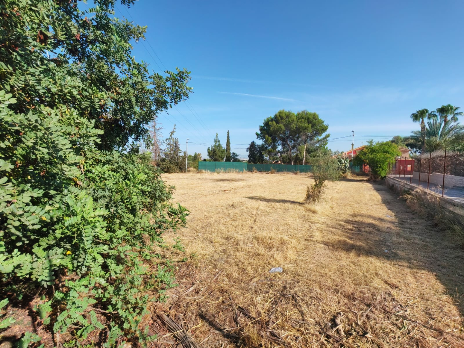 PARCELA URBANA EN EL PALMAR: CONSTRUYE TU CASA RODEADA DE NATURALEZA CERCA DEL MONTEVIDA