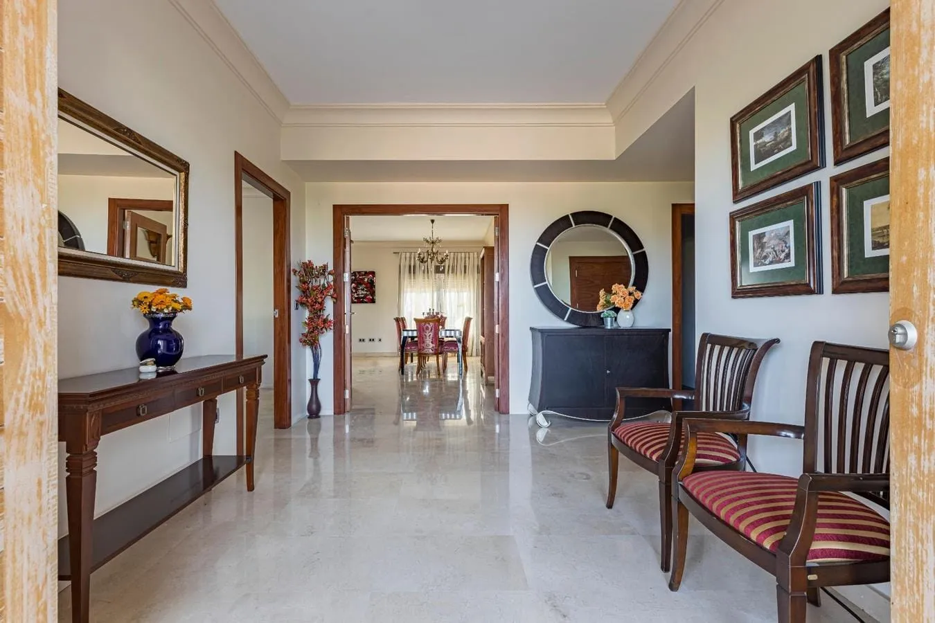 DUPLEX ADOSADO A REFORMAR EN LOS GARRES