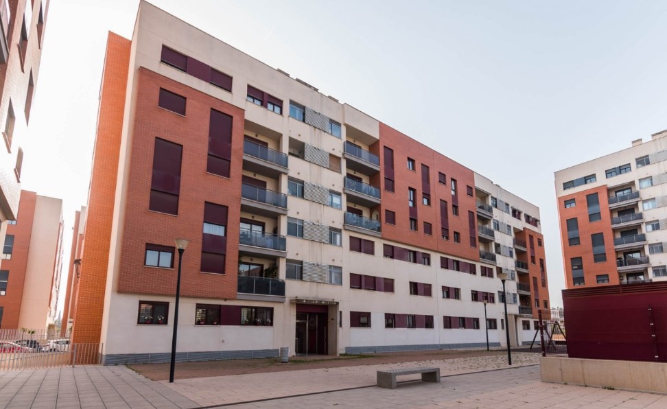 Piso en Joven futura Inmobiliaria en Murcia